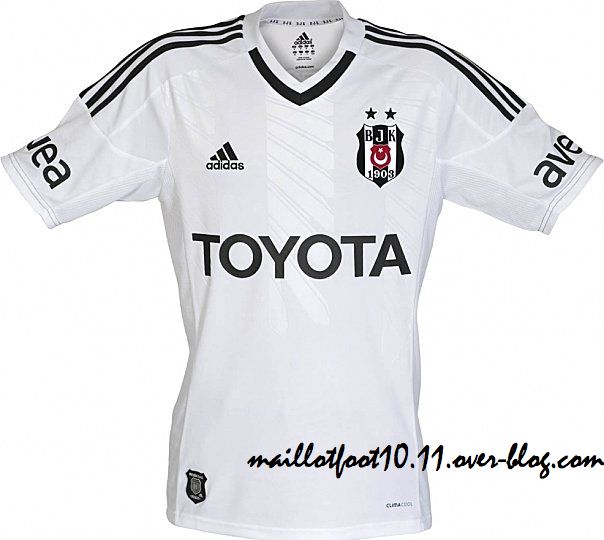 maillot-besiktas-2013.jpeg